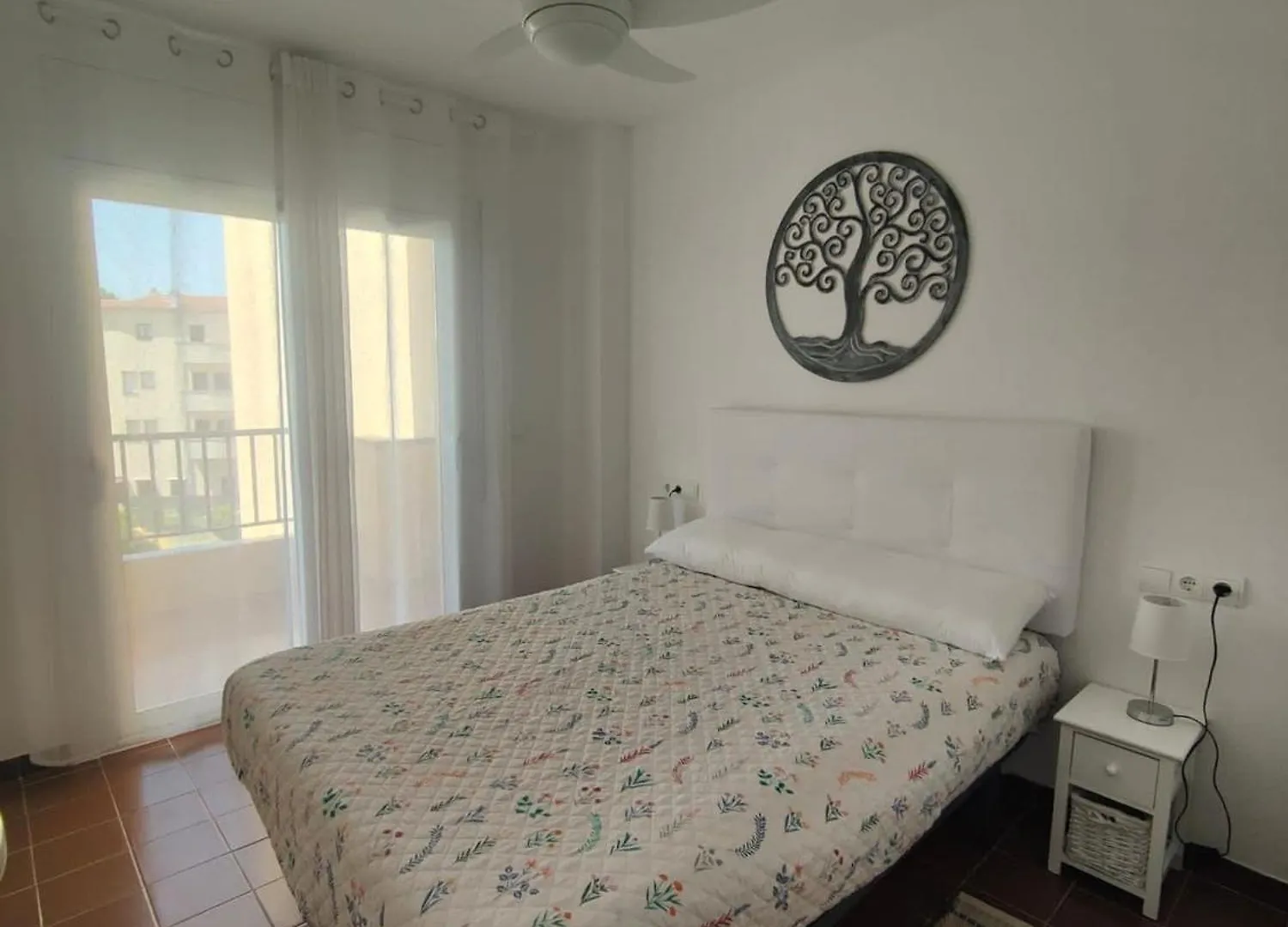 Apartamento A 100 Mts Playa,Con Dos Piscinas L' Escala 0*,
