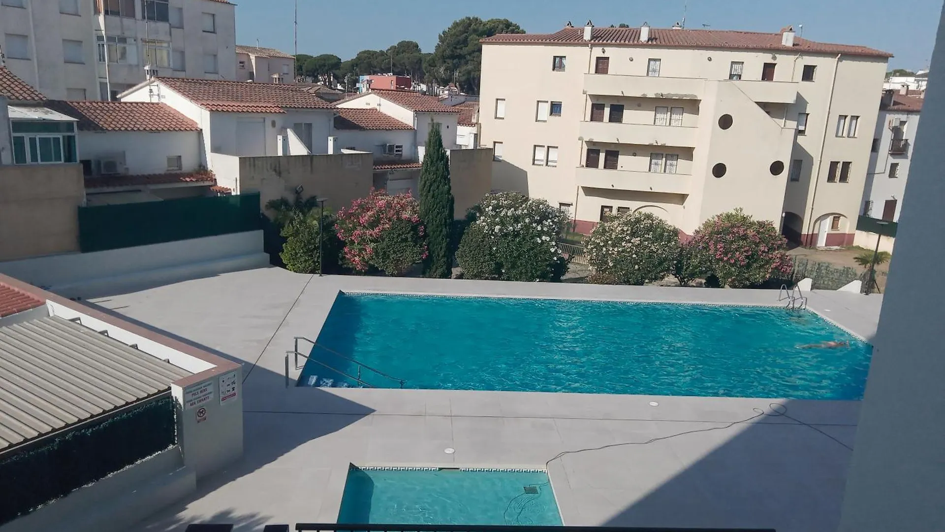 Apartamento A 100 Mts Playa,Con Dos Piscinas L' Escala 0*,  스페인