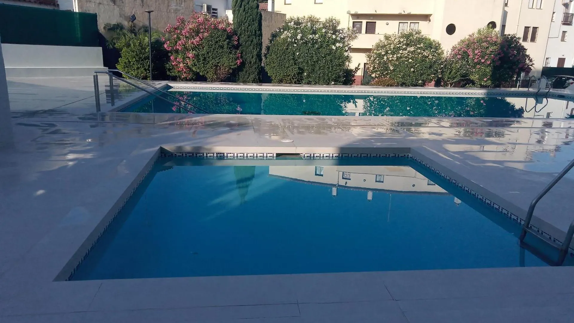 Apartamento A 100 Mts Playa,Con Dos Piscinas L' Escala